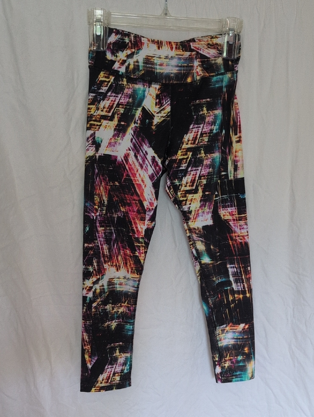 Women's Bright Printed Active Crop Leggings - Black Multi